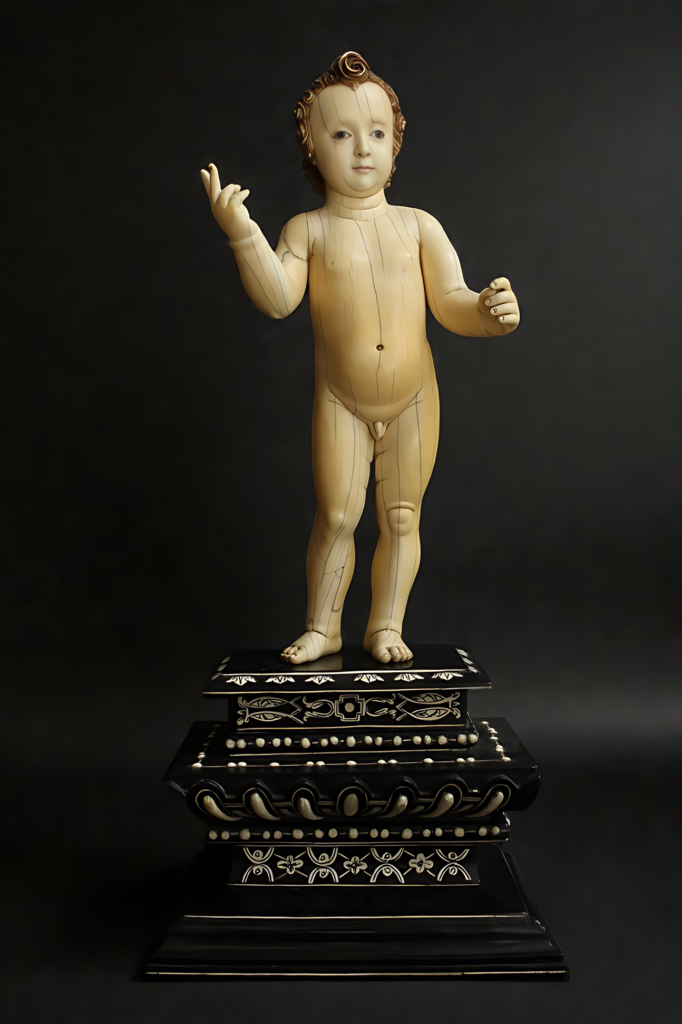 ESCULTURA 0fabec63 52bc 4324 8e39 5533430417b4 imgupscaler.ai desenfocar 2k